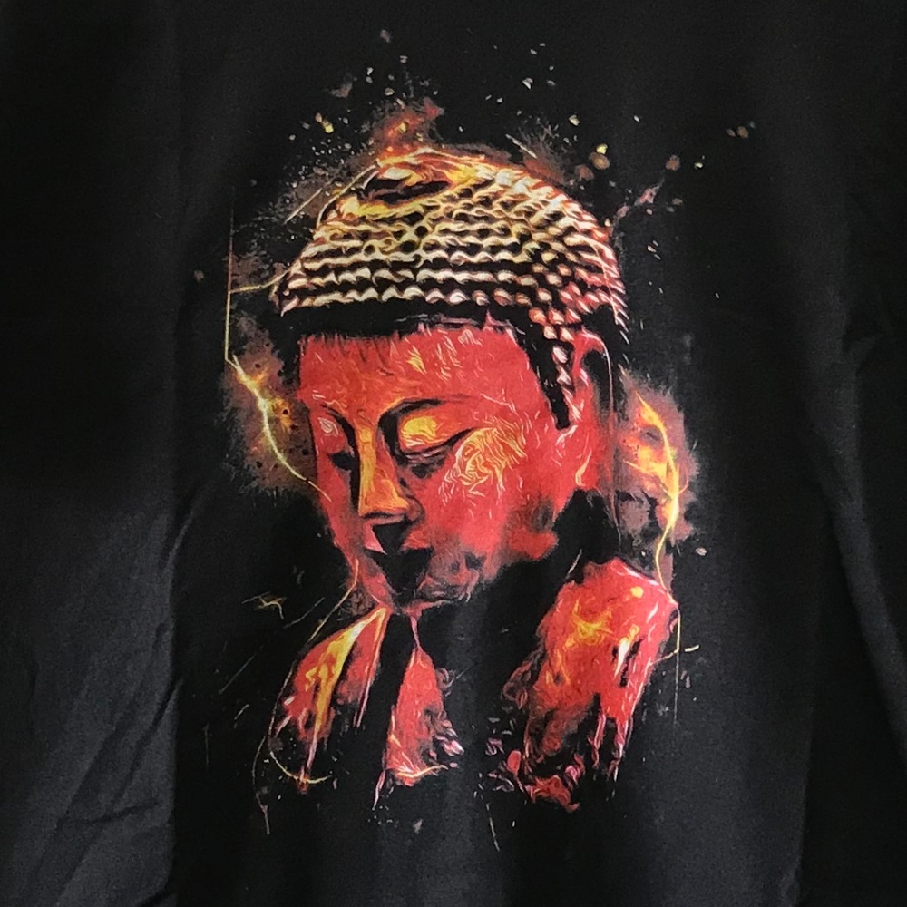 NWOT Red Peace Buddha - Men's Black Cotton T-Shirt Gildan Graphic Tee Tibetan